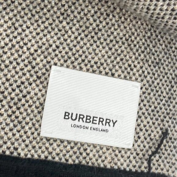 BURBERRY 8021740 border logo fringe Scarf Cashmere - Picture 8 of 9